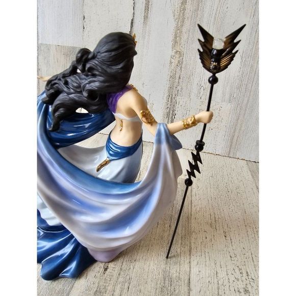 Danbury mint Storm princess Bill figurine gold superhero RARE statue - Picture 8 of 10